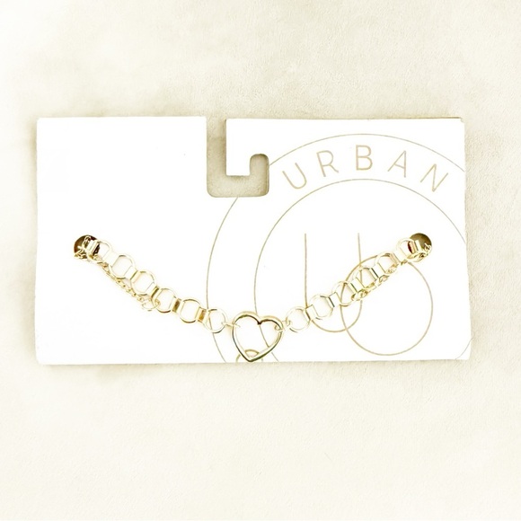 NWT Urban Outfitters Gold Heart Chain Necklace - Picture 1 of 3